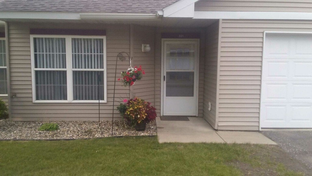 414 Glen Terrace Dr, Glenwood, MN 56334 Townhome Rentals in Glenwood