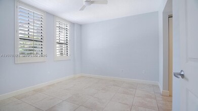 Building Photo - 55 Merrick Wy