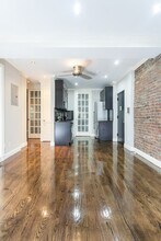 Building Photo - 326 E 100th St