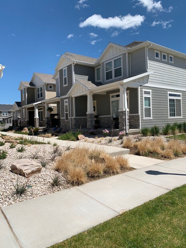 Foto del edificio - 214 E Mammoth Spring Ct