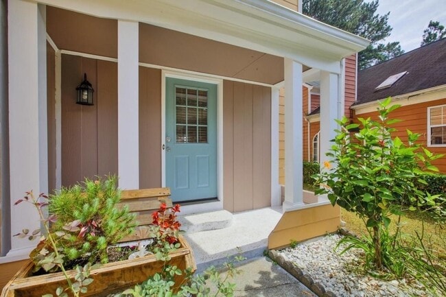 Building Photo - 790 Hampton Hill Ct