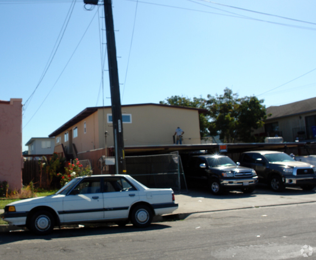 Primary Photo - 610-612 15th St