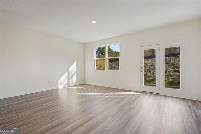 Foto del edificio - 541 Magnolia Cir