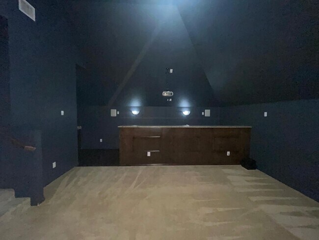 Foto del edificio - 15702 Crown Cove Ln