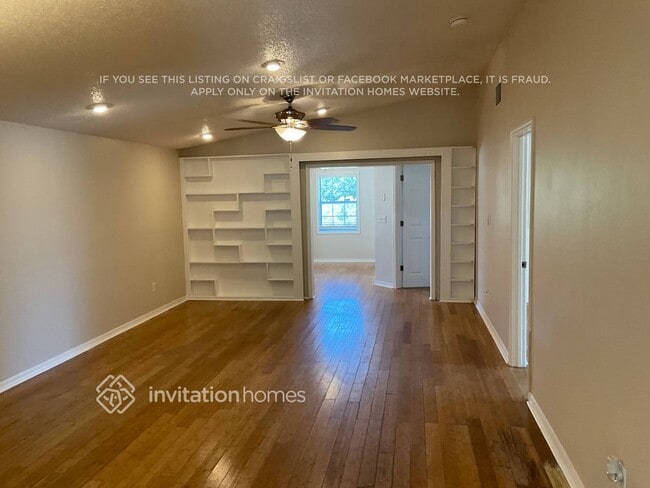 Building Photo - 637 Timber Bay Cir E