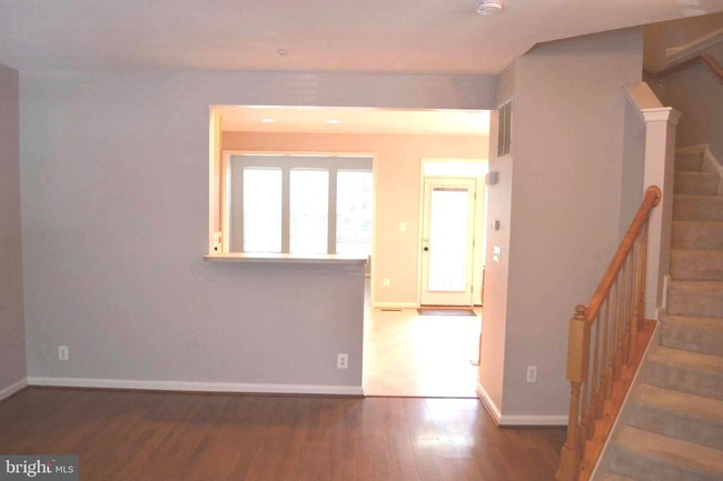 Foto del edificio - 1725 Emory St