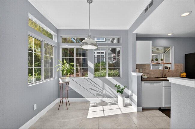 Foto del edificio - 7875 Canyon Meadow Cir