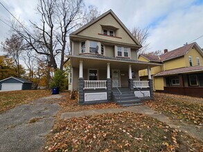 Building Photo - 876 E 149th St
