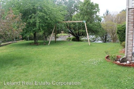 Building Photo - 504 Long Pt