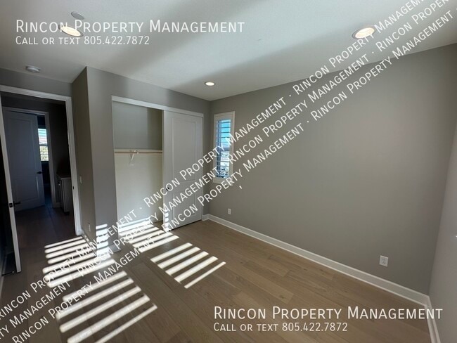 Building Photo - ROOM FOR RENT with Shared Bathroom and Sha...