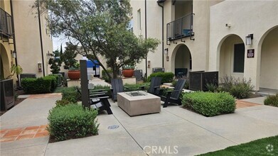 Building Photo - 22222 Poppy Ct