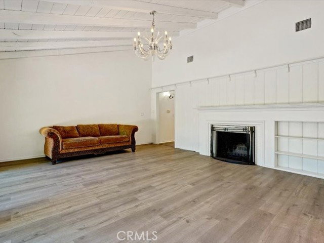 Foto del edificio - 5224 Woodlake Ave