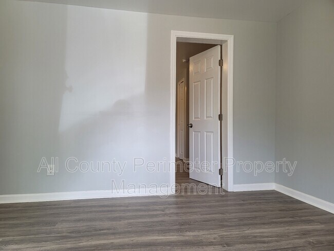 Foto del edificio - 2351 Mason St
