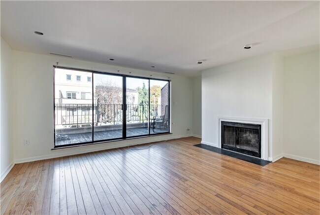 Foto del edificio - 331 Monroe St