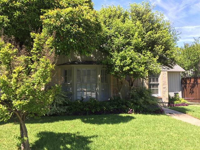 Foto del edificio - 5811 Palm Ln