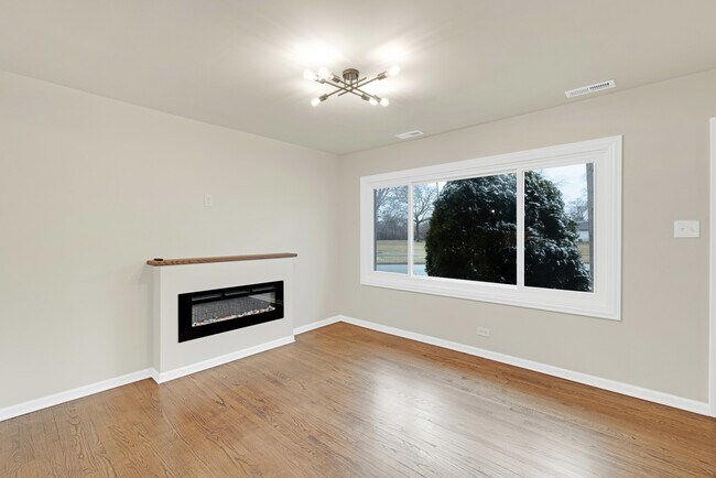 Foto del edificio - 6831 79th Ave