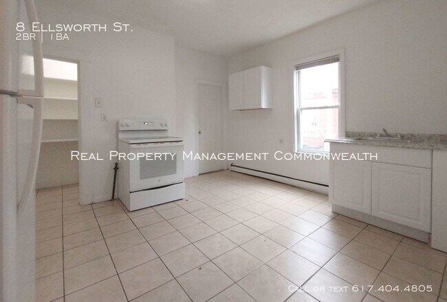 Building Photo - Great Location in Somerville