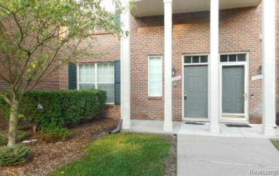 Primary Photo - 13249 Canopy Dr