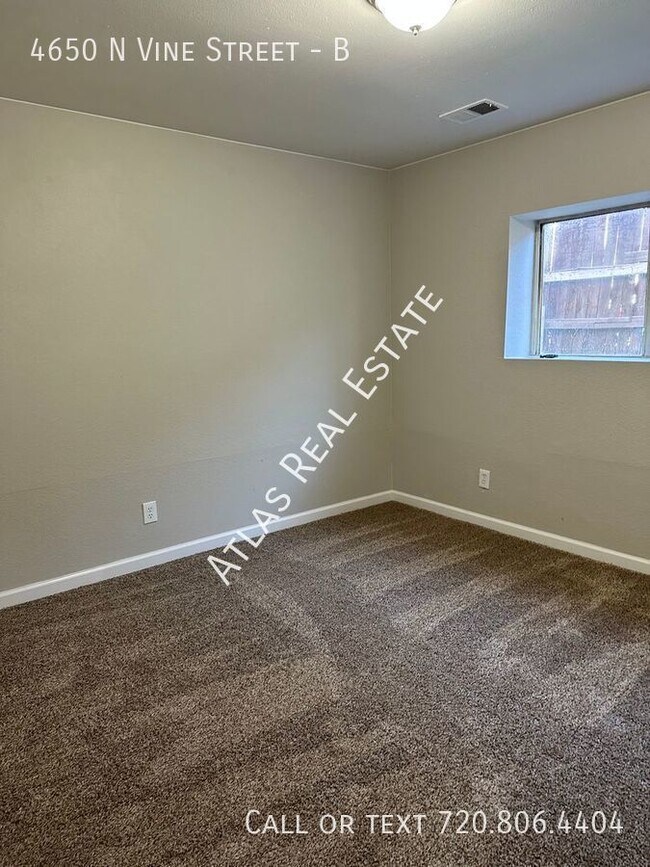 Building Photo - Newly Renovated 4 Bed 2 Bath Available Now...