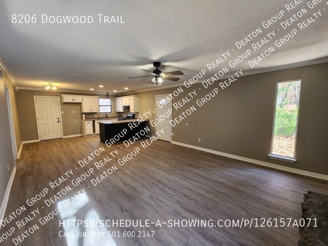 Foto del edificio - 8206 Dogwood Trail