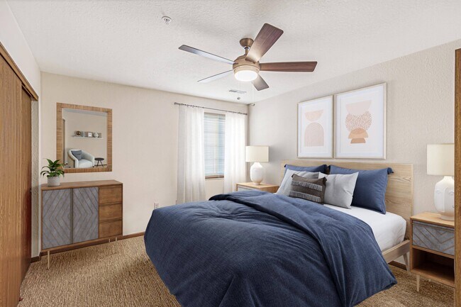 Un dormitorio, un baño, concepto abierto. - Brookfield Highlands Apartments 55+