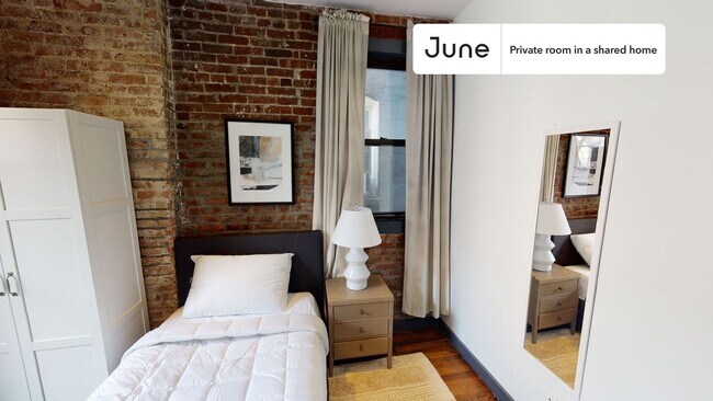 Foto del edificio - Room in Shared 4 bed/2 bath home in Upper East Side