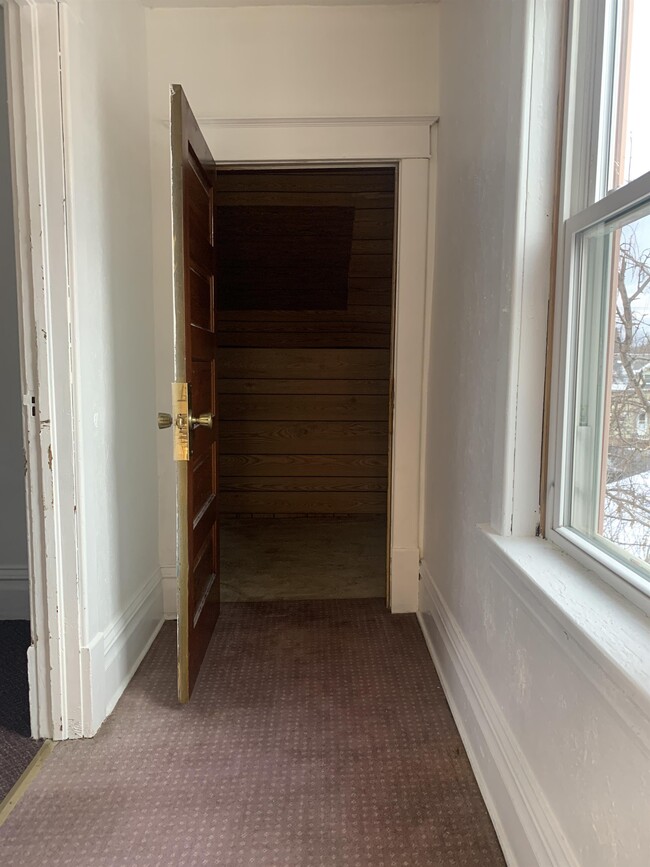 Foto del edificio - 2618 2nd Ave W