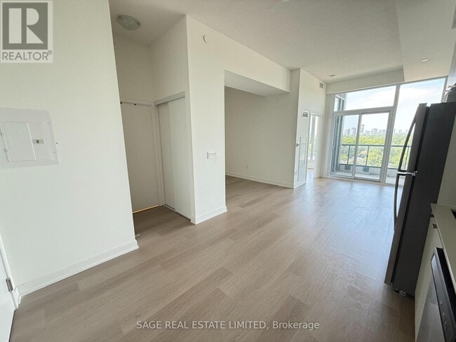 Building Photo - 859-859 The Queensway