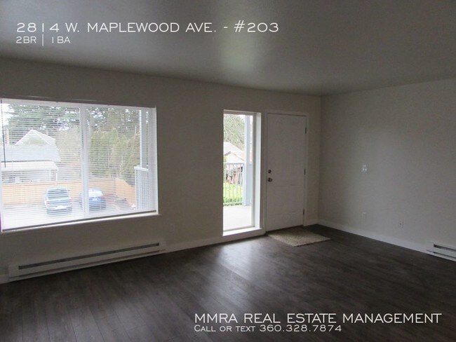 Building Photo - 2814 W Maplewood Ave