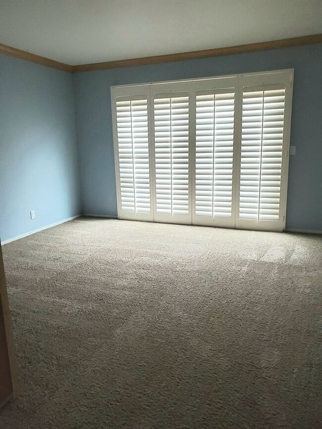 Building Photo - Spacious 4bd/2ba House Near Laguna Lake