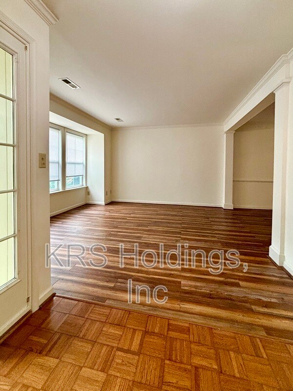 Foto del edificio - 1424 Ashland Dr