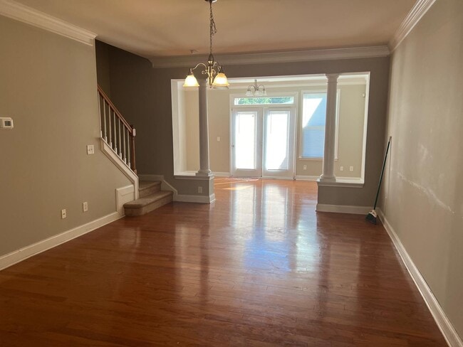 Foto del edificio - 155 Point Comfort Ln