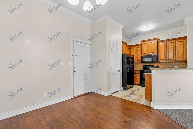 Building Photo - Great 3/2 Apartment in Alvarado!