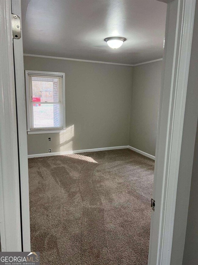 Building Photo - 60 Azalea Dr