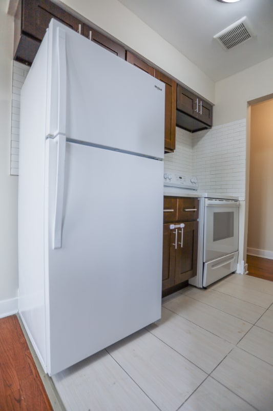 Foto del edificio - 5841 N Winthrop Ave