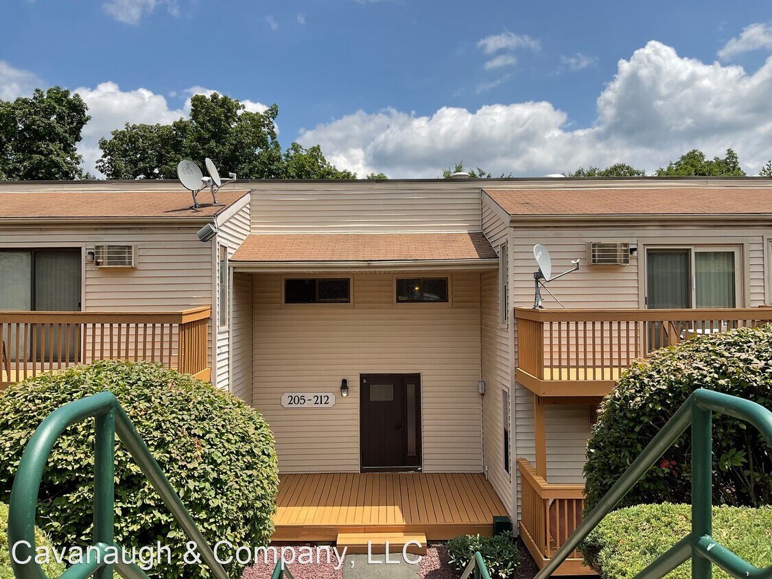 Primary Photo - 1 br, 1 bath House - 212 Woodland Drive