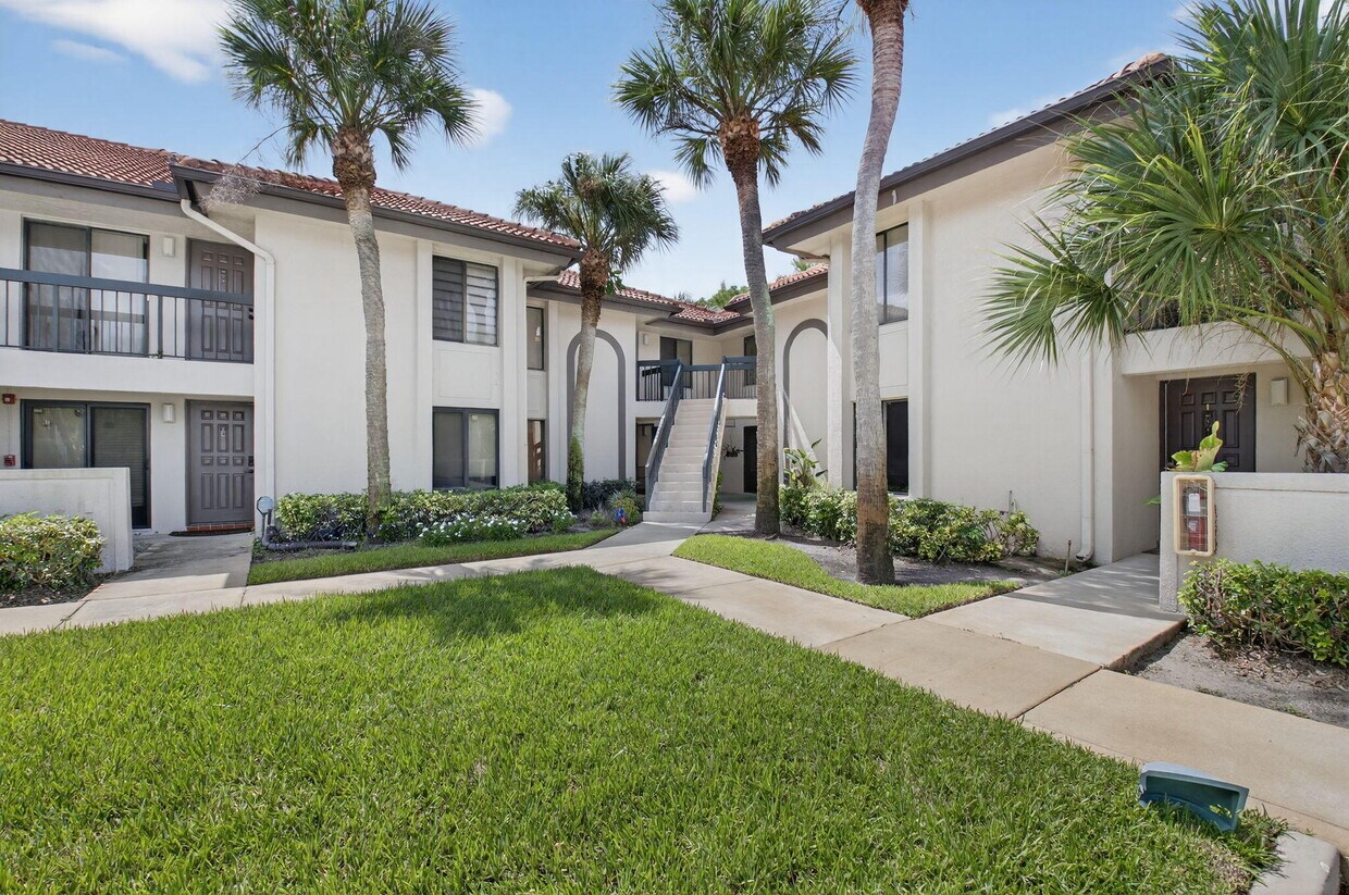 Foto principal - 5151 W Club Cir