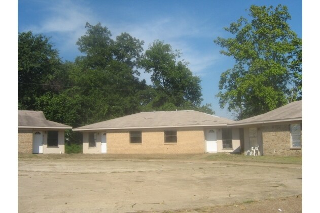 Building Photo - 155 N Walnut St