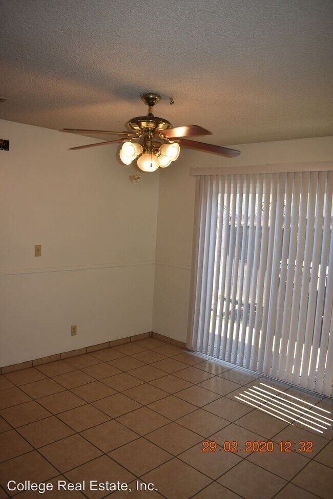 Foto del edificio - 2659-2659 Burlington Pl