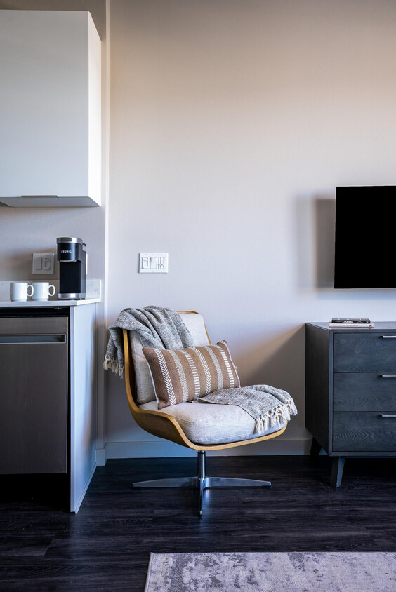 Foto principal - 2080 Basecamp Way