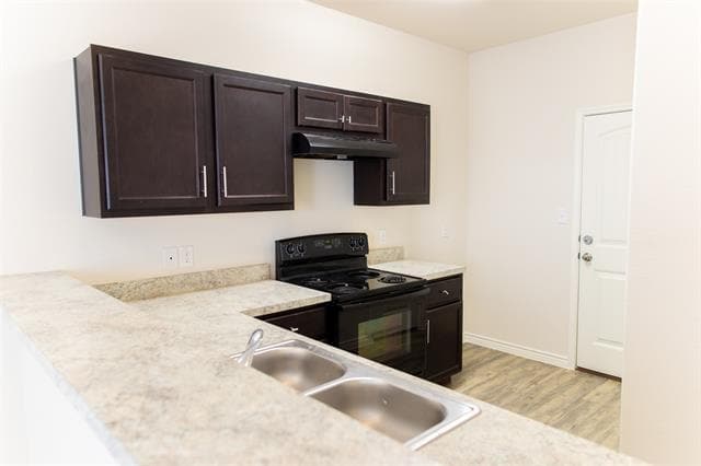 Foto del edificio - 9942 Chilmark Way