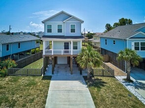 Building Photo - 12835 E Conquistador Dr