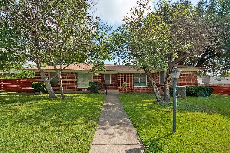 9518 Dixie Ln Unit 9518, Dallas, TX 75228 Room for Rent in Dallas, TX