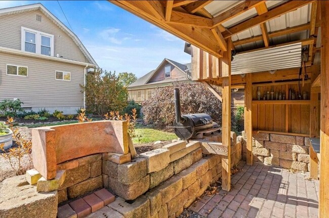 Building Photo - 2929 Newman St