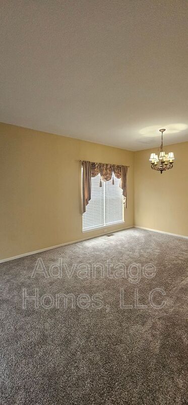 Foto del edificio - 809 Midjay Dr