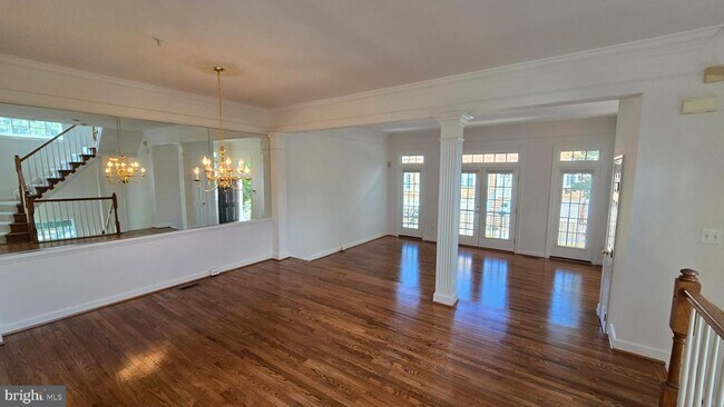 Building Photo - 8021 Kidwell Town Ct