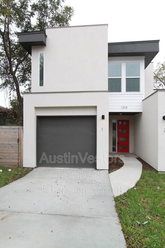 Building Photo - 1204 Cometa St