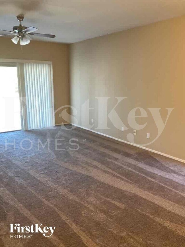 Foto del edificio - 4614 W Fortune Dr