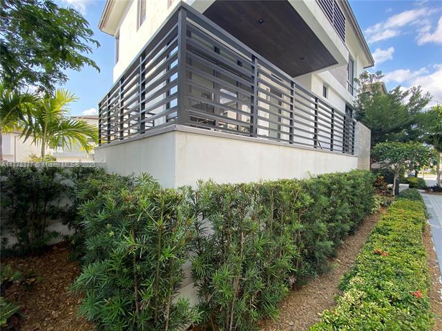 Building Photo - 8248 NW 48th Ter