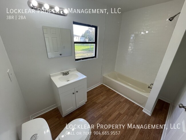 Building Photo - 10167 Macon Rd. Jacksonville, FL 32219
